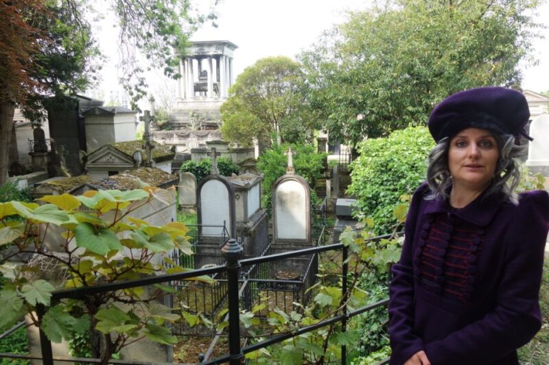 Paris: Père Lachaise Cemetery Guided by the Great Sibylle - Unveiling the Secrets of Père Lachaise Cemetery