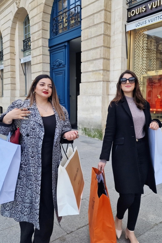Paris: Personal Shopper Experience With a Fashion Expert - Exploring the Shopping Districts