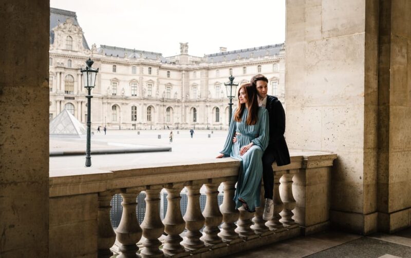 Paris Photographer | Professional Photos at the Louvre - Photography Experience
