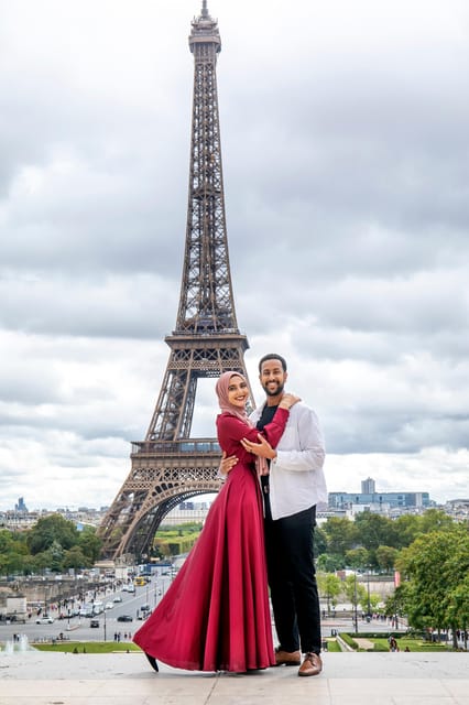 Paris: Photoshoot Around Eiffel Tower With 55 Edited Photos - Itinerary Highlights