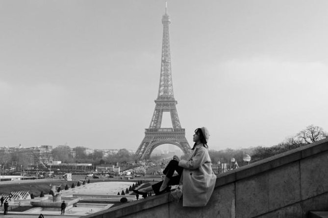 Paris Photoshoot Tour With Professional Photographer - Accessibility Information