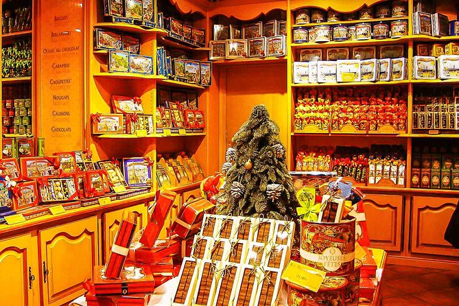 Paris: Private 2-Day City Highlights Guided Sightseeing Tour - Duration and Pickup Service