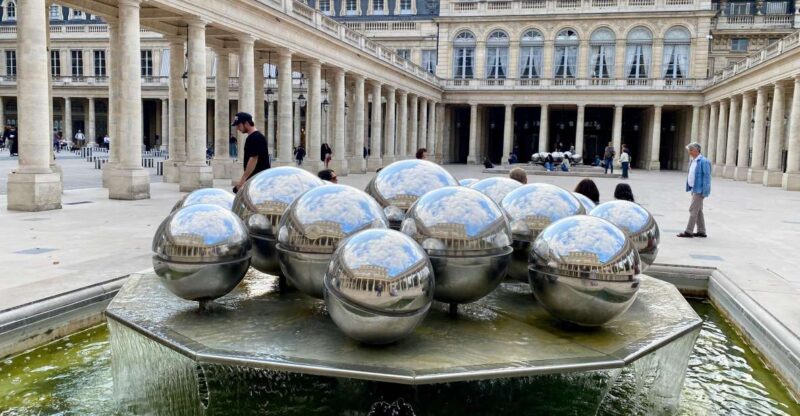 Paris Private Full Day 7 Iconic Sights City Tour by Mercedes - Itinerary Highlights