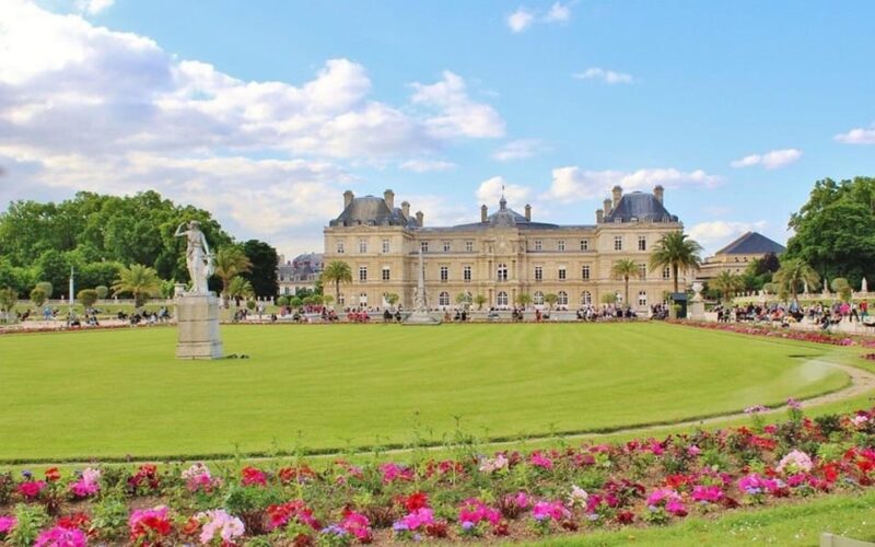 Paris: Private Full or Half-Day Sightseeing Tour With Local - Key Points
