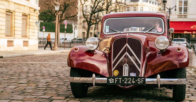 Paris: Private Guided City Tour in a Traction Avant or DS 21 - Customizable Sightseeing Experience