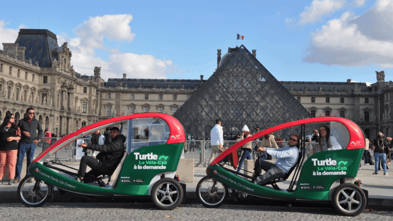 Paris: Private Guided Tour in Rickshaw Bike - Napoleon - Tour Experience