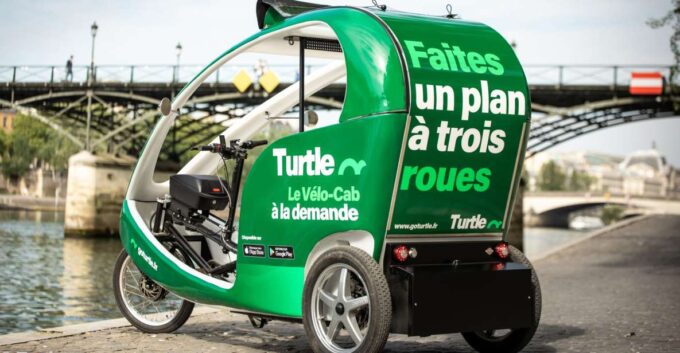 Paris: Private Guided Tour in Rickshaw Bike - Napoleon - Tailor-Made Weather Protections