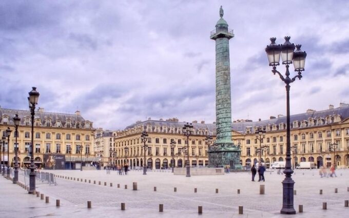 Paris: Private Layover Tour With Airport Pickup & Dropoff - Customization and Flexibility