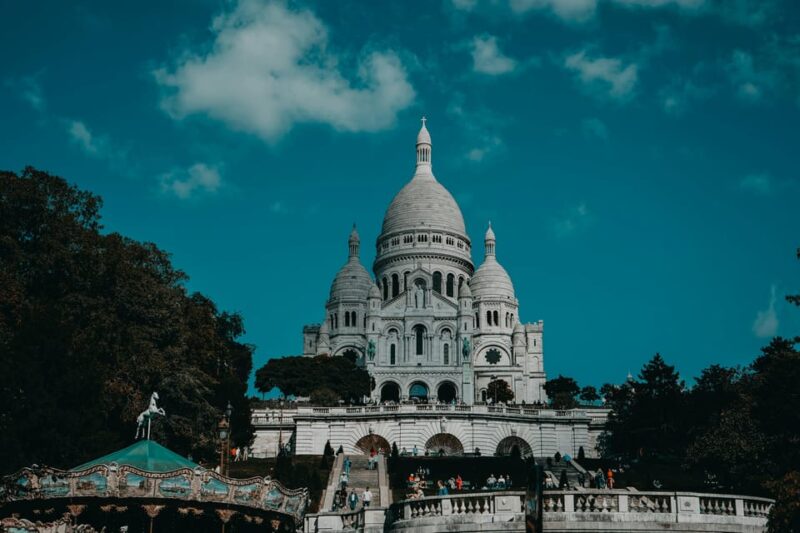 Paris : Private Montmartre & Sacré Coeur Walking Tour - Itinerary Highlights