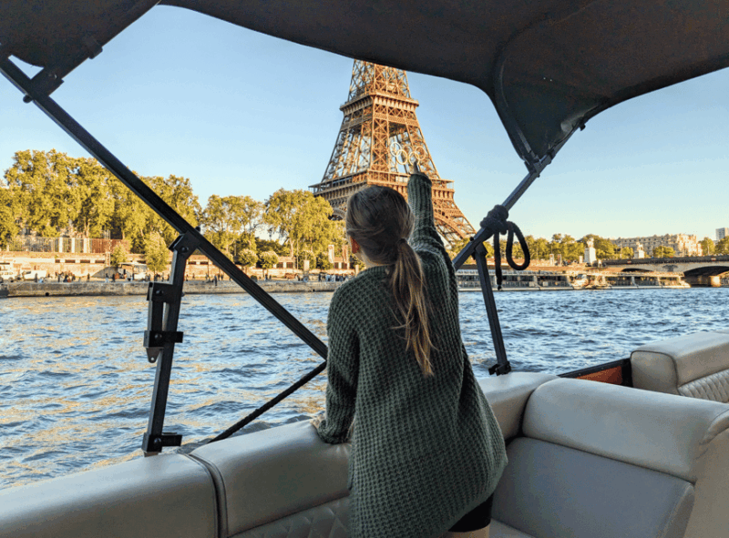 Paris: Private Sunset Sein Cruise With Aperitif and Pick-Up - Culinary Experience