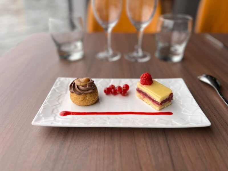 Paris: Seine River Bistronomic Dinner Cruise - Boarding and Special Requests