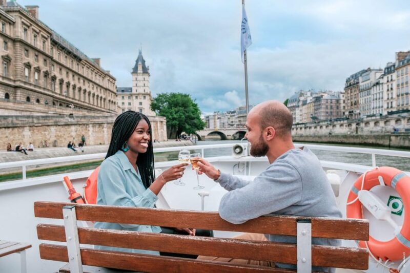 Paris: Seine River Cruise With Live Guide and Champagne - Frequently Asked Questions