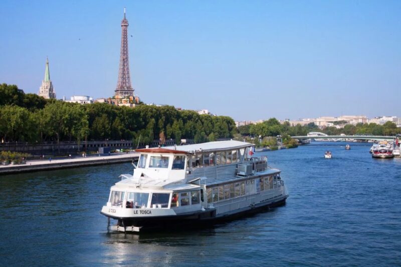 Paris: Seine River Dinner Cruise From Eiffel Tower - Key Points