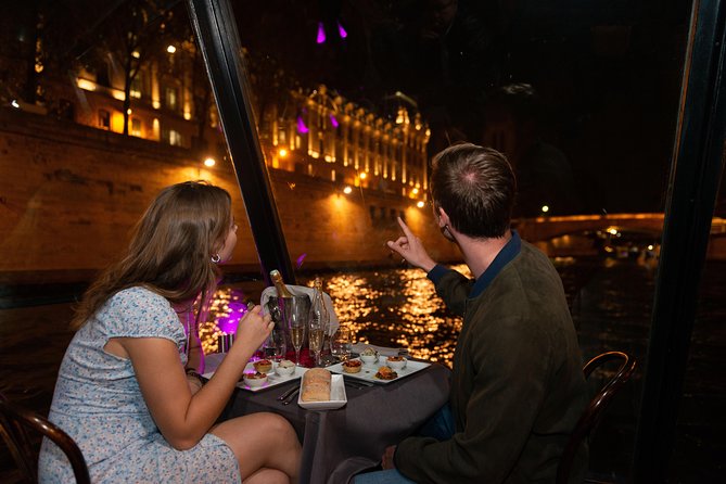 Paris Seine River Dinner Cruise With Champagne and Window Seating - Accessibility and Cancellation Policy