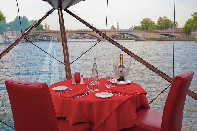 Paris Seine River Lunch Cruise by Bateaux Mouches - Riverbank Sights