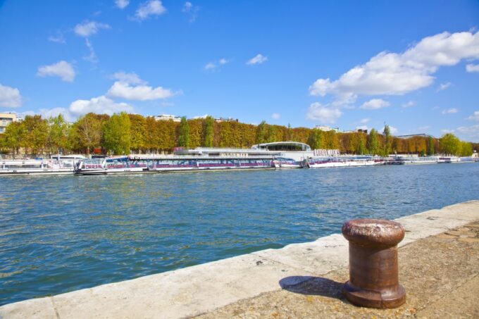 Paris: Sightseeing Cruise on the Seine With 3-Course Lunch - Frequently Asked Questions