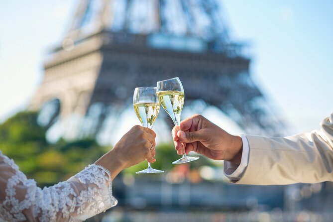 Paris Sightseeing Cruise With Champagne by Bateaux Mouches - Accessibility and Transportation