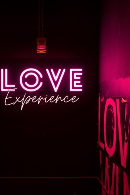 Paris : Special Valentines Day Couples Game - Frequently Asked Questions