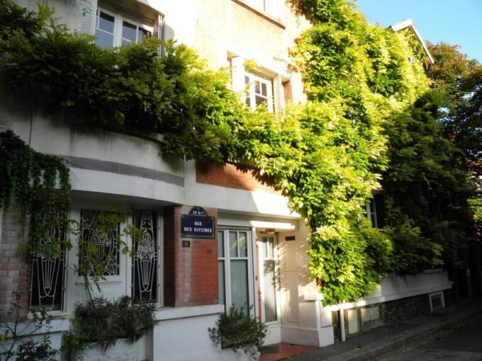 Paris Street Art Walking Tour & Hidden Villages of the 13TH - Architectural Wonders