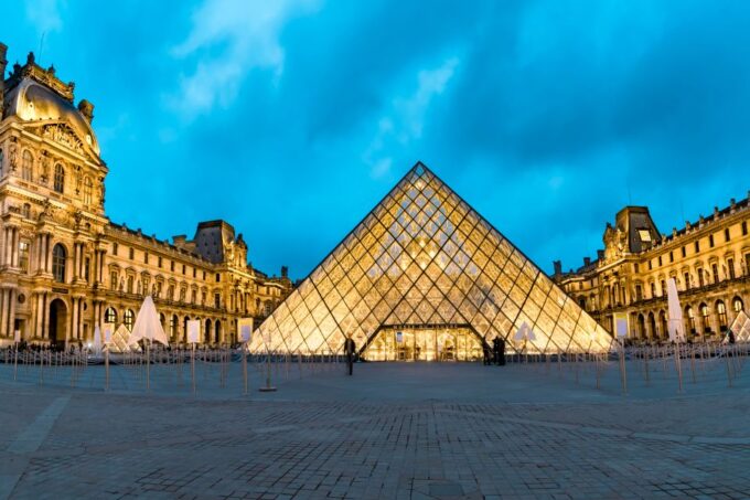 Paris: the Best Undiscovered Quarters & Secret Gems Tour - Goncourt & Canal Saint-Martin