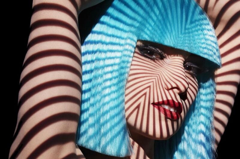 Paris: the Crazy Experience, a VIP Tour of the Cabaret - Immersive Backstage Exploration