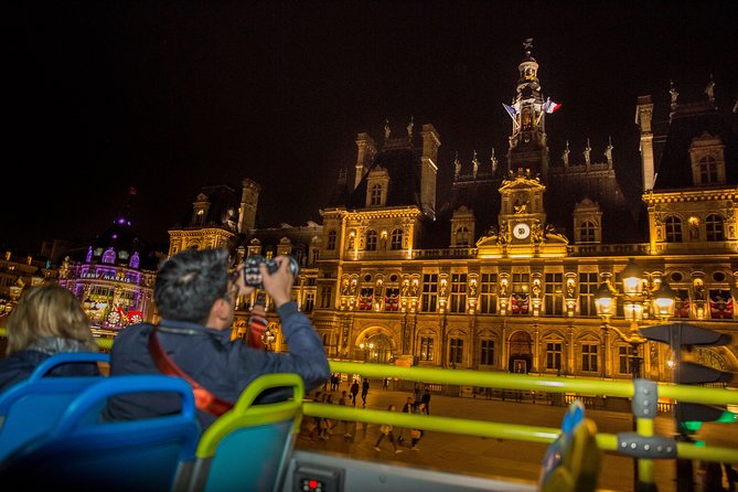 Paris Tootbus Christmas Tour - Exploring Famous Landmarks