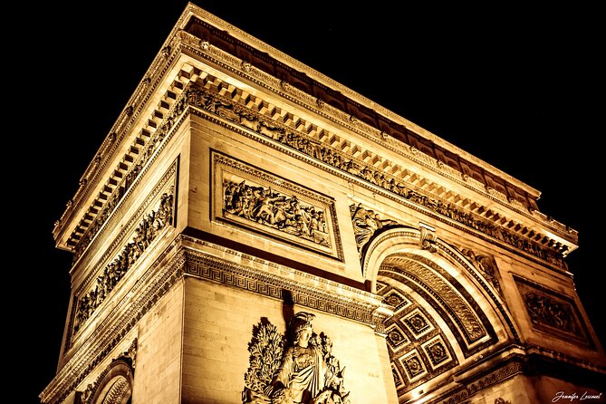 Paris Tootbus Christmas Tour - Audio Guide and Accessibility