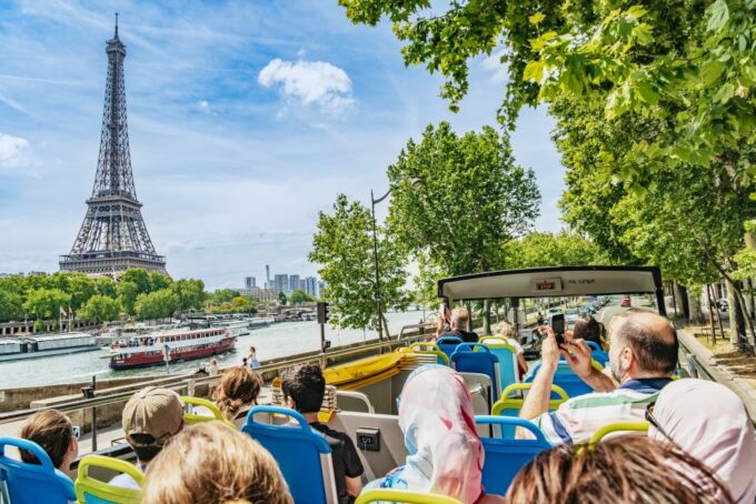 Paris: Tootbus Hop-on Hop-off Discovery Bus Tour - Accessibility and Comfort