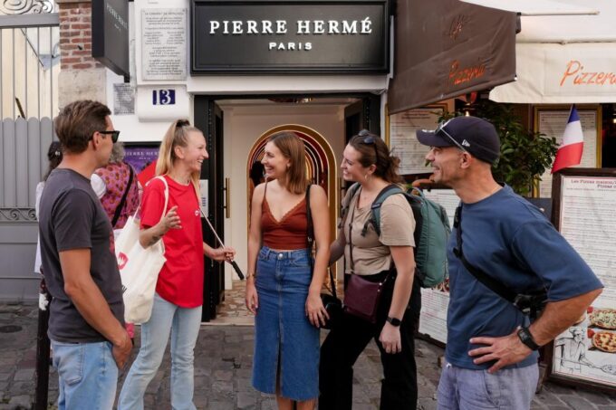 Paris: Top 30 Sites Tour With Expert Guide - Transportation and Logistics
