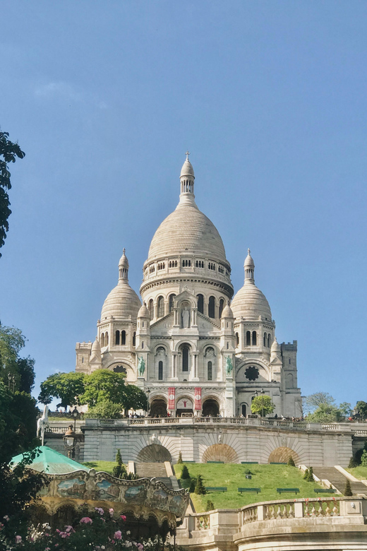 Paris: Transfer From Charles De Gaule Airport to Paris City - Driver Qualifications