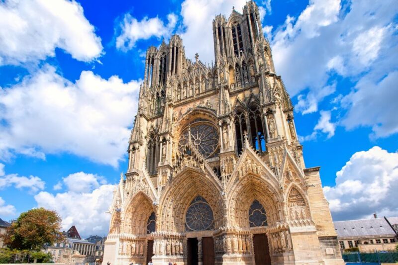 Paris: Two Reims Champagne Vineyards With Tastings and Lunch - Discovering French Cuisine for Lunch