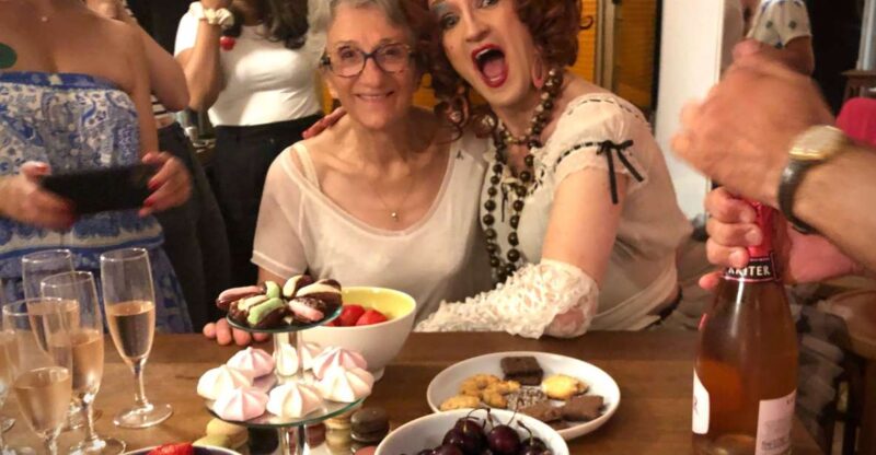 Paris: Unique Cabaret Concert & Dinner in Artist's Studio - Experience Highlights
