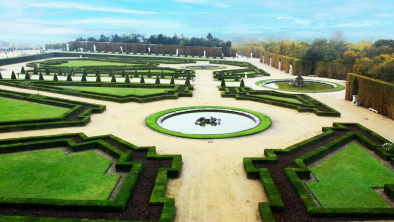 Paris: Versailles and Giverny PRIVATE Round Trip With Pickup - Key Points