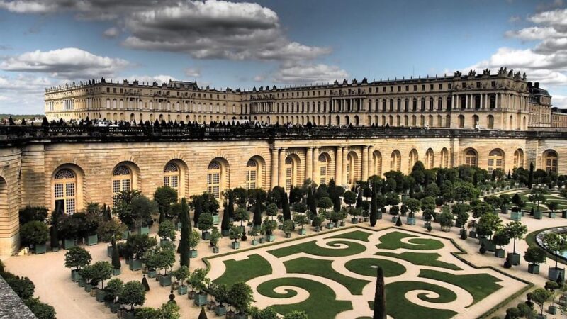 Paris: Versailles Palace Private 2 Way-Transfer - A Glimpse Into French Royal History