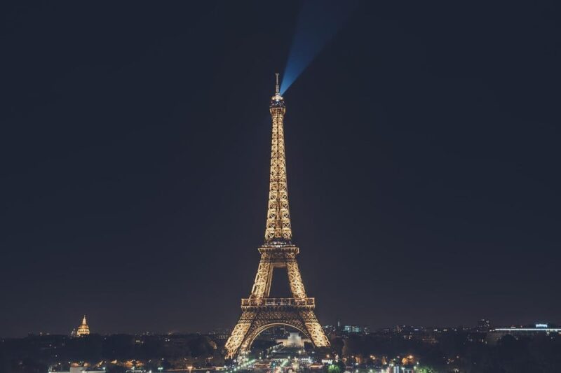 Paris: Versailles Palace Private 2 Way-Transfer - A Seamless and Hassle-Free Experience