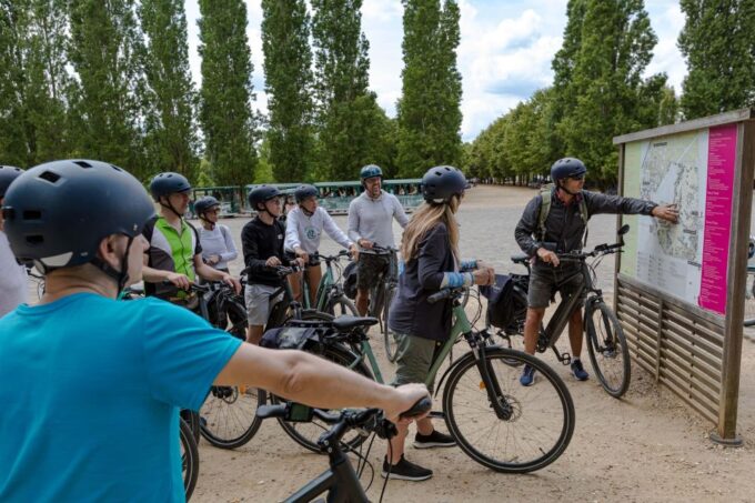 Paris: Versailles Palace & Queen Hamlet E-Bike Tour - Explore Versailles Palace