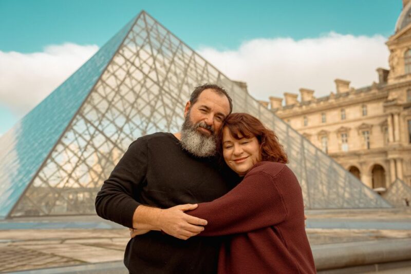 Paris: VIP Eiffel Tower & Louvre Photo Shoot - Package Options