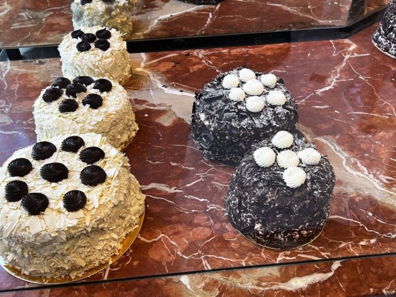 Paris: Walking Food Tour With Cheese, Wine and Delicacies - Cheese and Wine Tasting