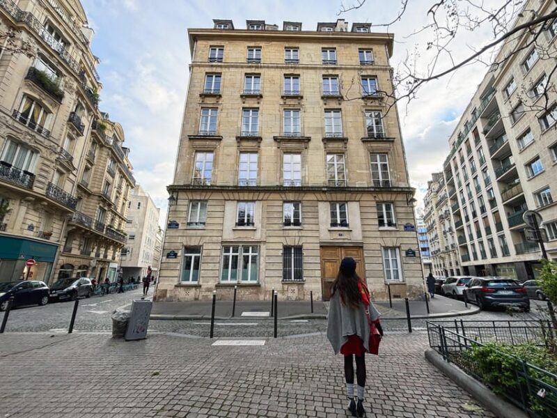 Paris: Walking Tour in the Footsteps of Emily - Experiencing Paris Uniquely