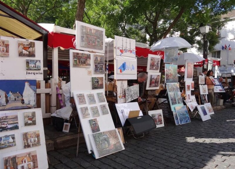 Paris: Walking Tour of Montmartre - Discovering Hidden Gems