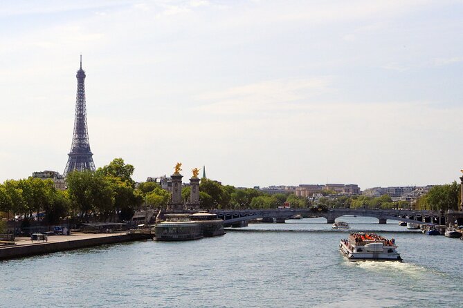 Paris Wheelchair Accessible Custom Tour: Full-Day W/ Local Guide - Additional Highlights