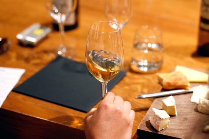 Paris: Wine and Cheese Lunch - Why This Experience Is Unique