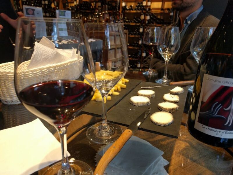Paris: Wine and Cheese Tasting - Discovering Unique Flavor Combinations