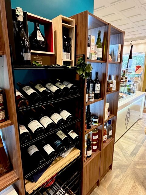 Paris: Wine & Cheese Tasting Master Class Near Eiffel Tower - Intimate Small Group Experience
