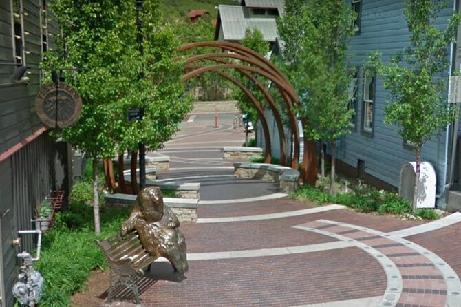 Park City Scavenger Hunt: Between The Slopes - Team Building and Bonding