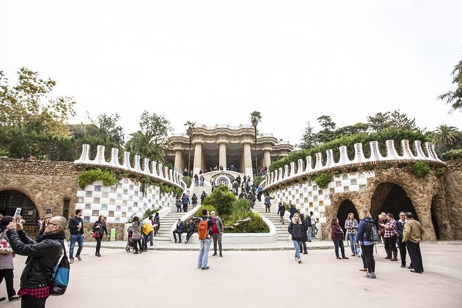 Park Güell and Sagrada Familia Private Tour - Eco-Friendly Approach