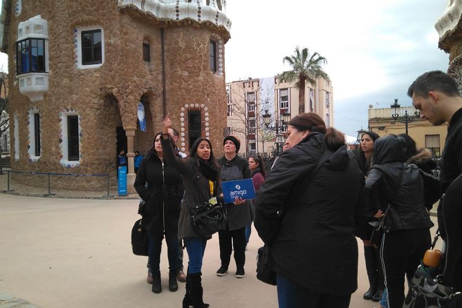 Park Guell Guided Private Tour - Spectacular Views of Barcelona