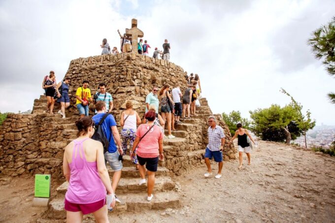 Park Güell: Guided Tour With Optional Gaudí Experience Entry - Inclusions, Exclusions, and Pricing