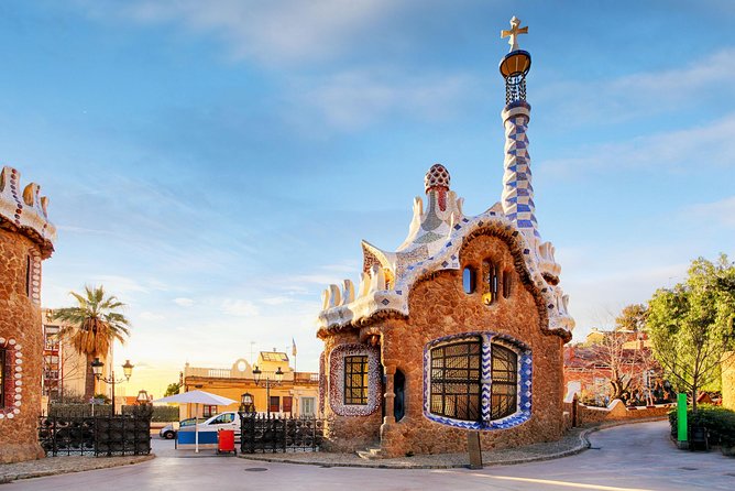 Park Guell Guided Tour With Skip the Line Tickets - Tour Highlights