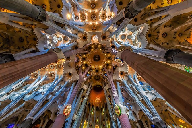 Park Guell & Sagrada Familia Private Tour With Hotel Pick-Up - Highlights of the Itinerary